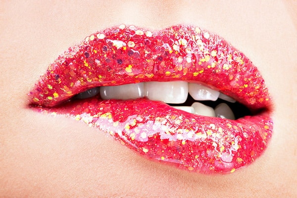 common lip gloss ingredients