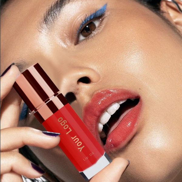 high shine lip oil with model